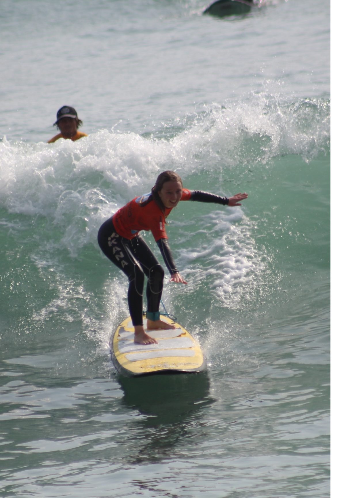 girl surf lima